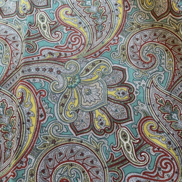 Large Paisley Tablecloth - Picture 1 of 2